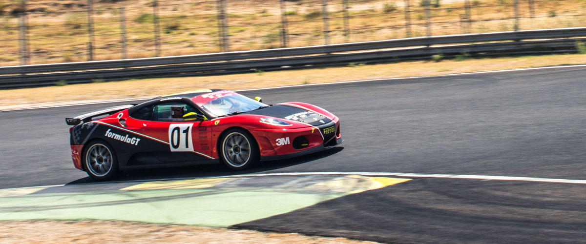 Conducir un Ferrari F430 de Competición en el Circuito del Jarama RACE de Madrid