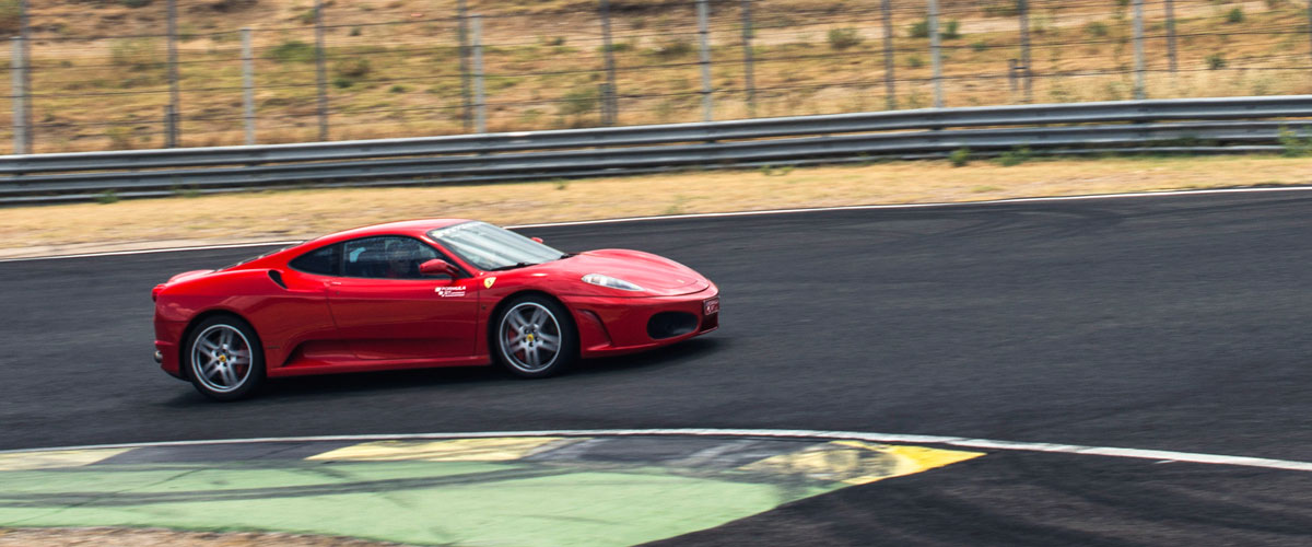 Conducir un Ferrari F430 F1 en el Circuito del Jarama RACE de Madrid